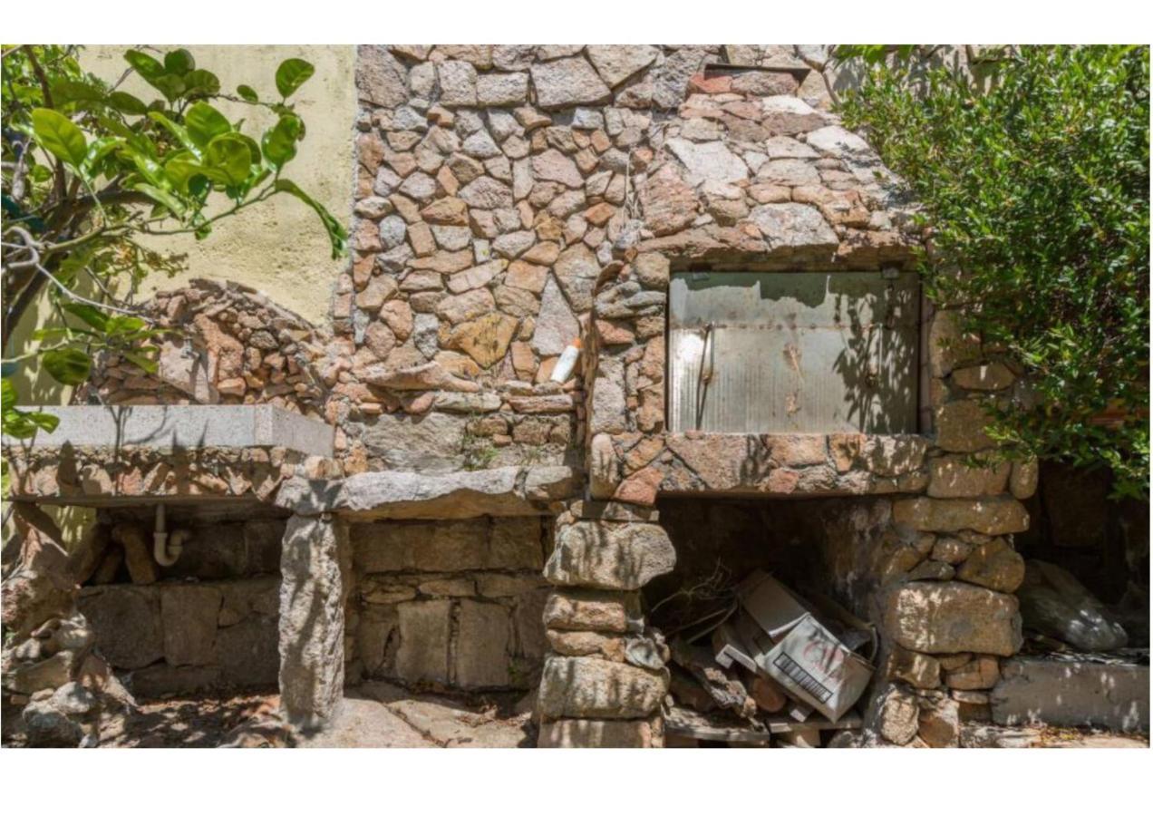 Casa Vacanze A Pochi Passi Dal Mare La Maddalena  Eksteriør billede